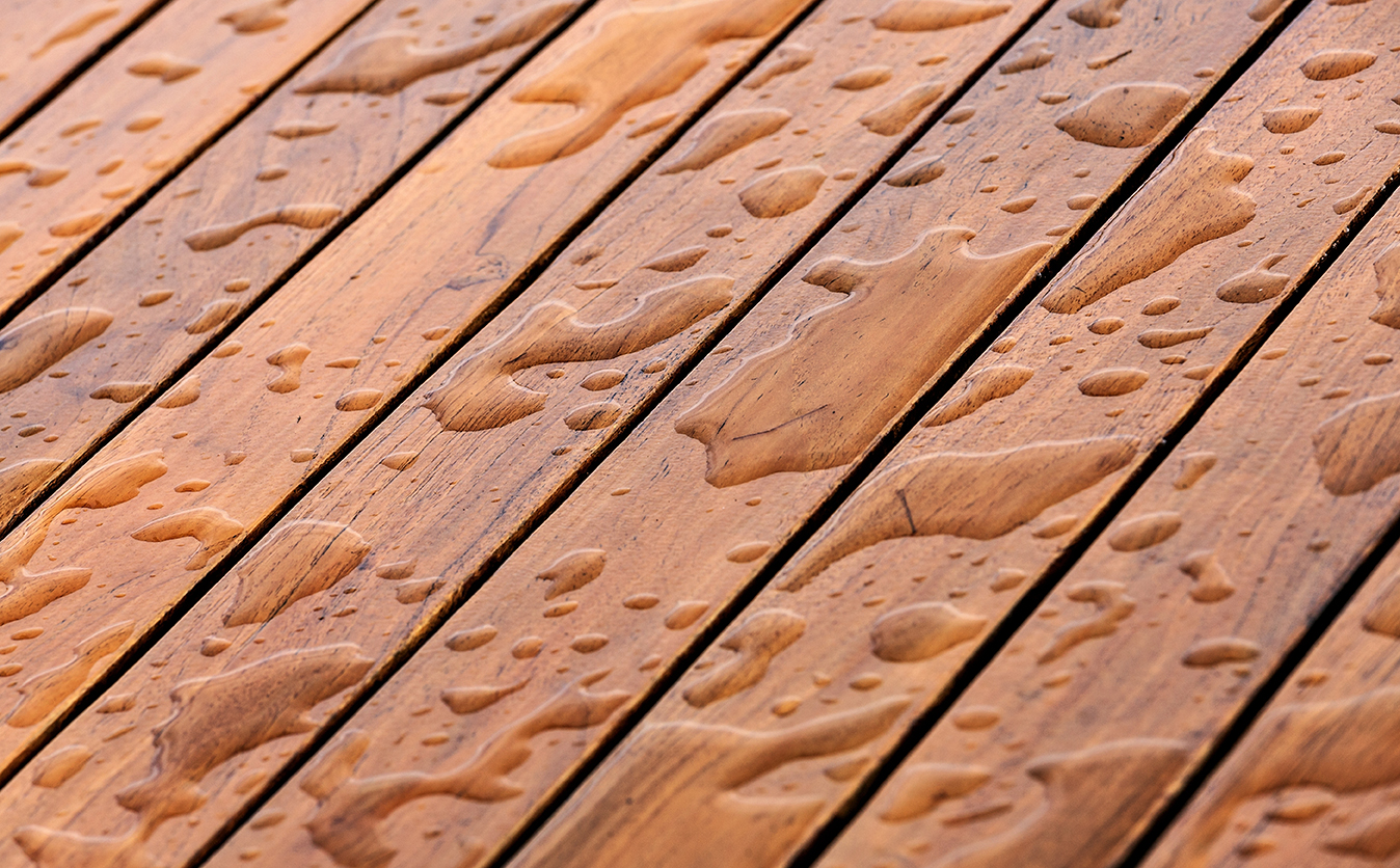 Lasures, aceites y barniz para madera exterior. - Pinturas Andalucía S.A.